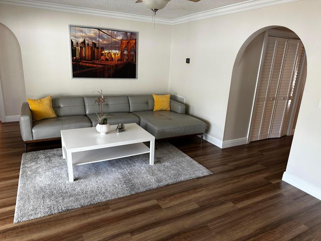 6860 S Calle Del Paz S S, Boca Raton, FL 33433