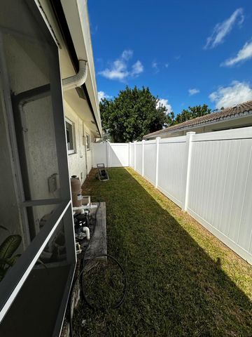 6860 S Calle Del Paz S S, Boca Raton, FL 33433