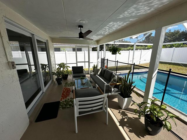 6860 S Calle Del Paz S S, Boca Raton, FL 33433