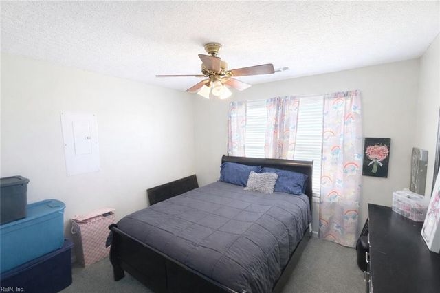 33 Tupelo CIR, Hampton, VA 23666