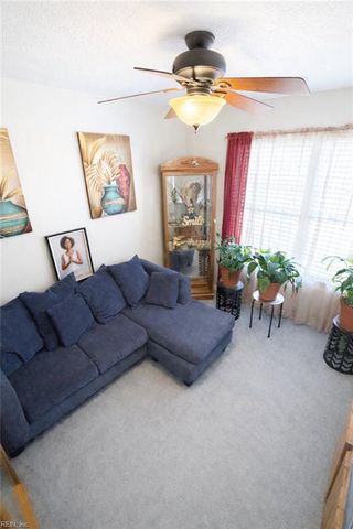 33 Tupelo CIR, Hampton, VA 23666