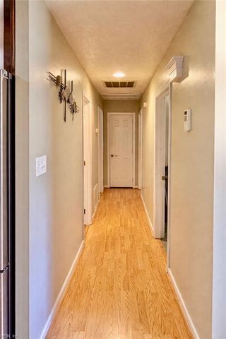 33 Tupelo CIR, Hampton, VA 23666