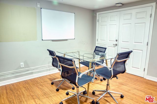 668 W 28th Street, Los Angeles, CA 90007