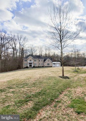 5707 IRON STONE RD, Lothian, MD 20711