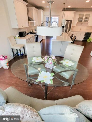 5707 IRON STONE RD, Lothian, MD 20711