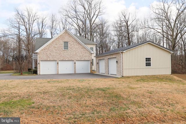 5707 IRON STONE RD, Lothian, MD 20711