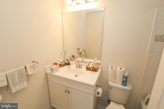 5707 IRON STONE RD, Lothian, MD 20711