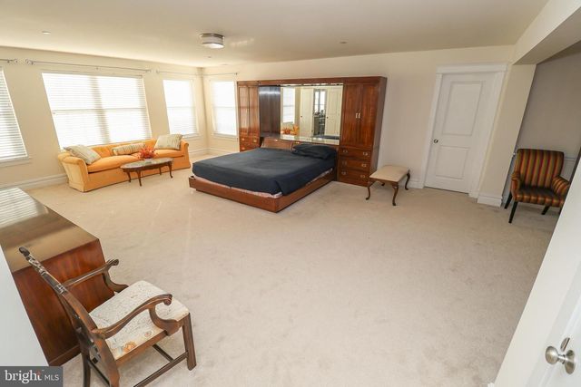 5707 IRON STONE RD, Lothian, MD 20711