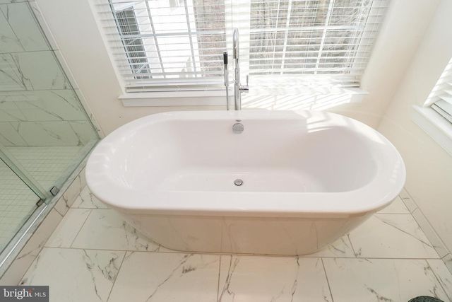 5707 IRON STONE RD, Lothian, MD 20711