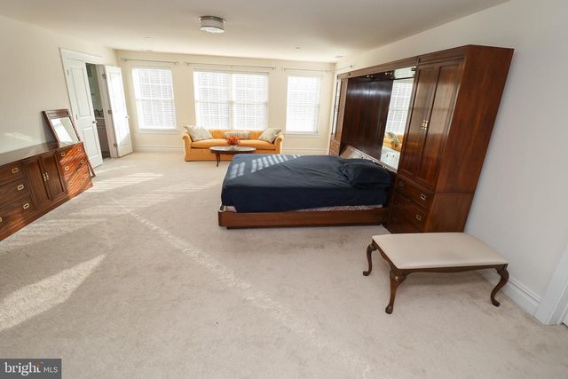 5707 IRON STONE RD, Lothian, MD 20711