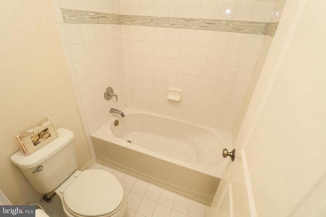 5707 IRON STONE RD, Lothian, MD 20711