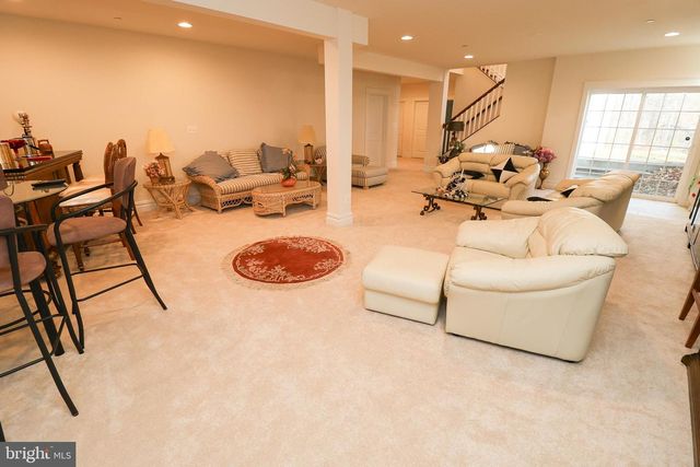 5707 IRON STONE RD, Lothian, MD 20711