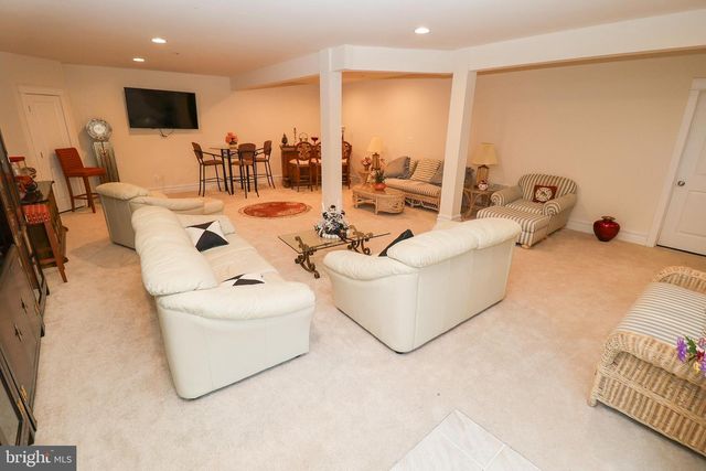 5707 IRON STONE RD, Lothian, MD 20711