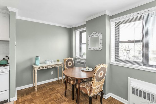 315 Atlantic Avenue 1N, East Rockaway, NY 11518