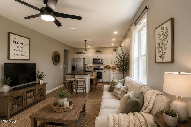 706 West Irish Street, Greeneville, TN 37743
