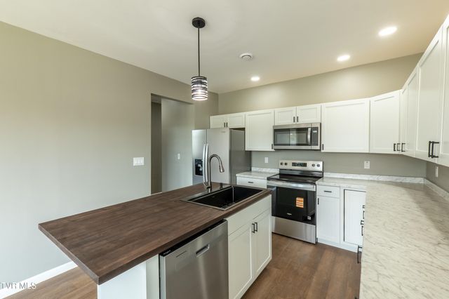706 West Irish Street, Greeneville, TN 37743