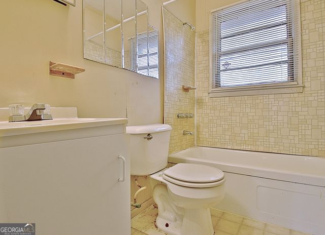 75 Camellia Drive, Newnan, GA 30263