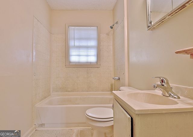 75 Camellia Drive, Newnan, GA 30263