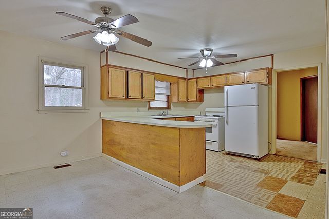 75 Camellia Drive, Newnan, GA 30263