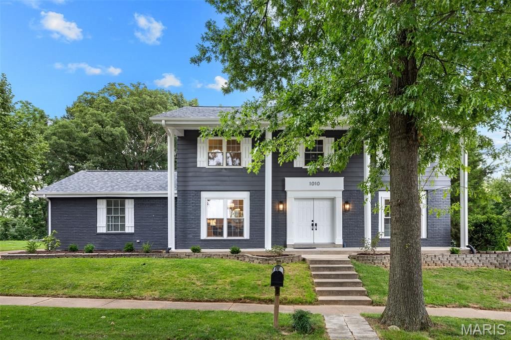 1010 Julianna Drive, Ballwin, MO 63011