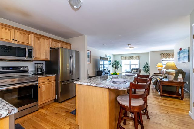 30 Melissa Way Unit B, Laconia, NH 03246