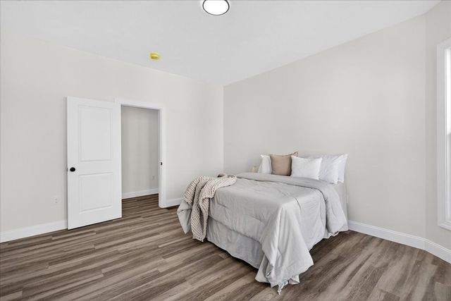 34 Winthrop St, Brockton, MA 02301