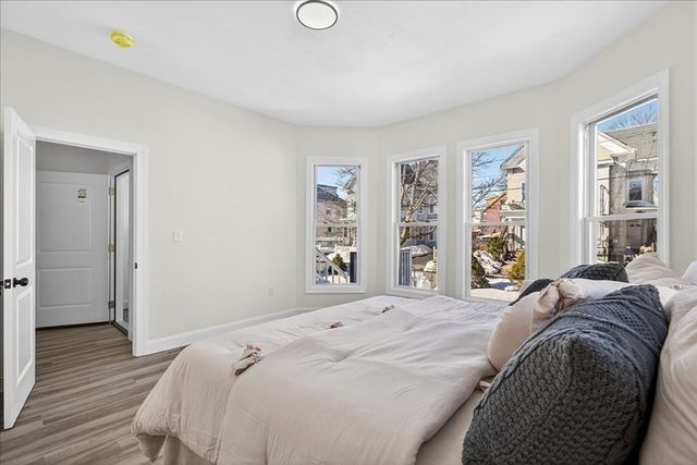 34 Winthrop St, Brockton, MA 02301