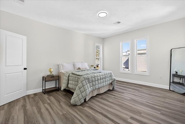 34 Winthrop St, Brockton, MA 02301