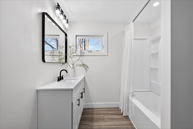 34 Winthrop St, Brockton, MA 02301