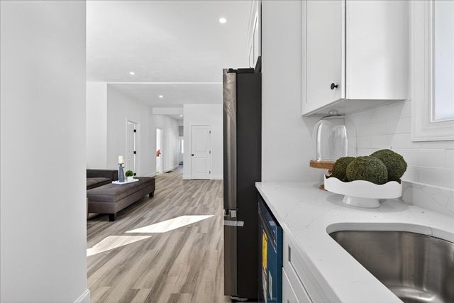 34 Winthrop St, Brockton, MA 02301