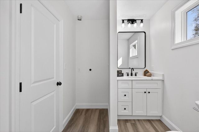 34 Winthrop St, Brockton, MA 02301