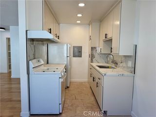 410 S Commonwealth 3, Los Angeles, CA 90020