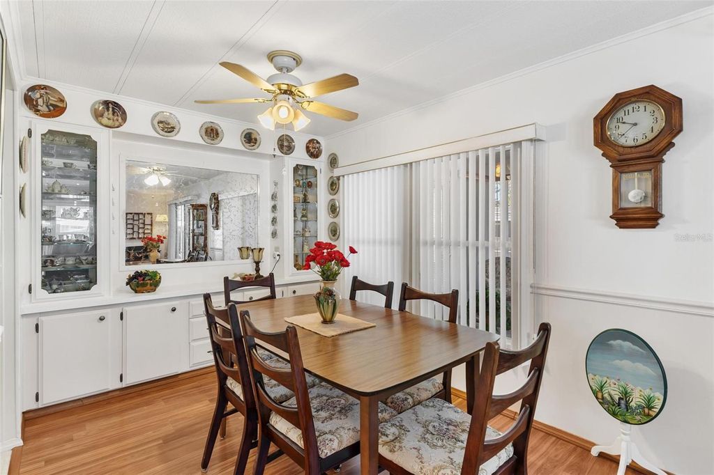 Image 13 of property listing at 141 PARKLAND DRIVE, Eustis, FL 32726