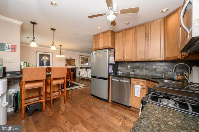 11 BRAMBLING LN, Voorhees, NJ 08043