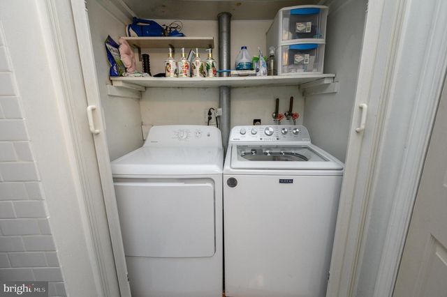 11 BRAMBLING LN, Voorhees, NJ 08043