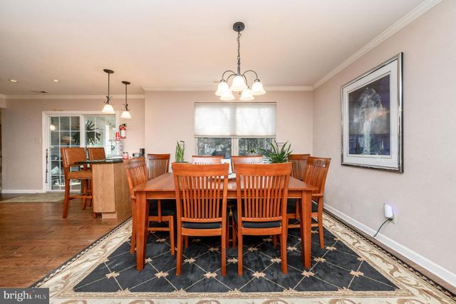 11 BRAMBLING LN, Voorhees, NJ 08043