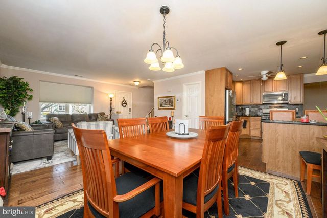 11 BRAMBLING LN, Voorhees, NJ 08043