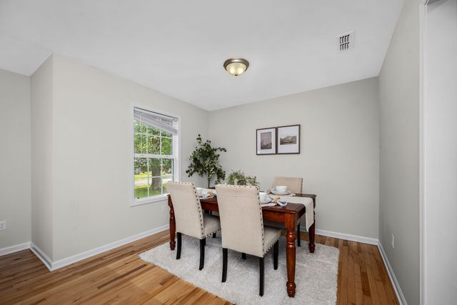 114 Ragan St, Tullahoma, TN 37388