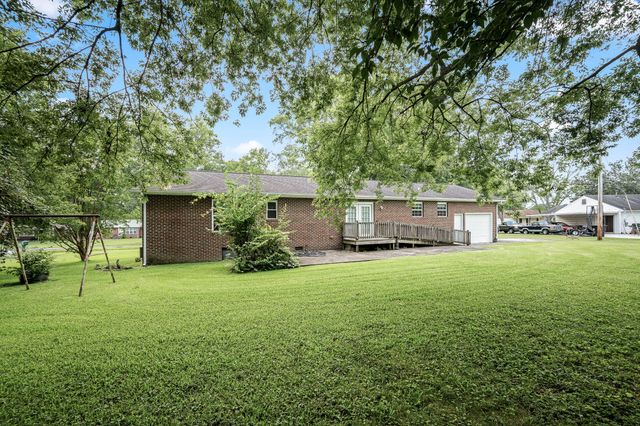 114 Ragan St, Tullahoma, TN 37388