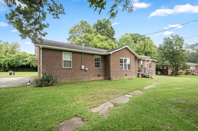 114 Ragan St, Tullahoma, TN 37388