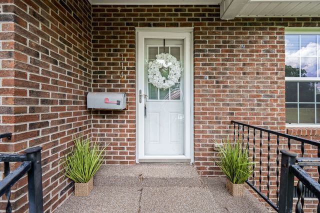 114 Ragan St, Tullahoma, TN 37388