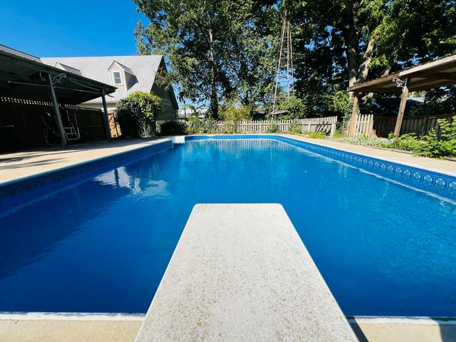 102 S Mill Street, Rogersville, MO 65742