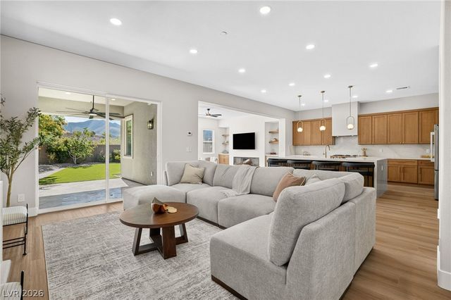 2456 Lothian Street, Henderson, NV 89044
