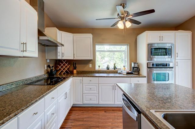 39410 Manzanita Drive, Oakhurst, CA 93644