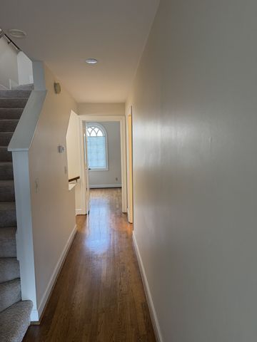 354 Ardsley Pl, Nashville, TN 37215