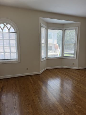 354 Ardsley Pl, Nashville, TN 37215