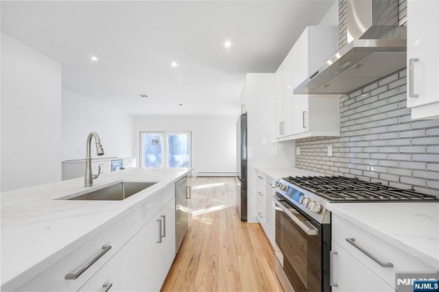 762 Williams Place A, Cliffside Park, NJ 07010