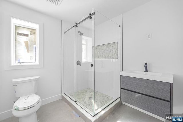 762 Williams Place A, Cliffside Park, NJ 07010