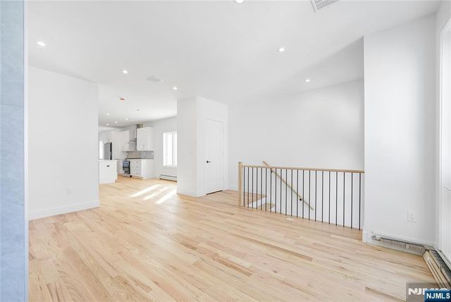 762 Williams Place A, Cliffside Park, NJ 07010