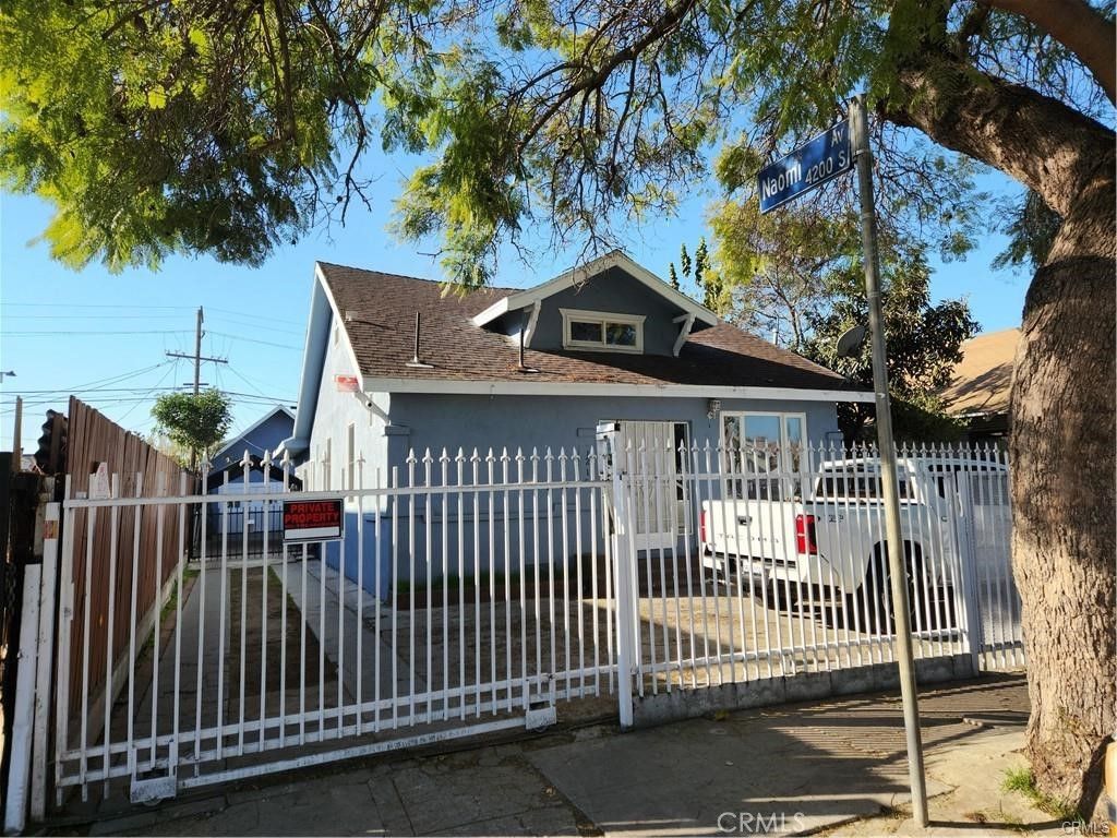 1210 1212 E 42nd, Los Angeles, CA 90011